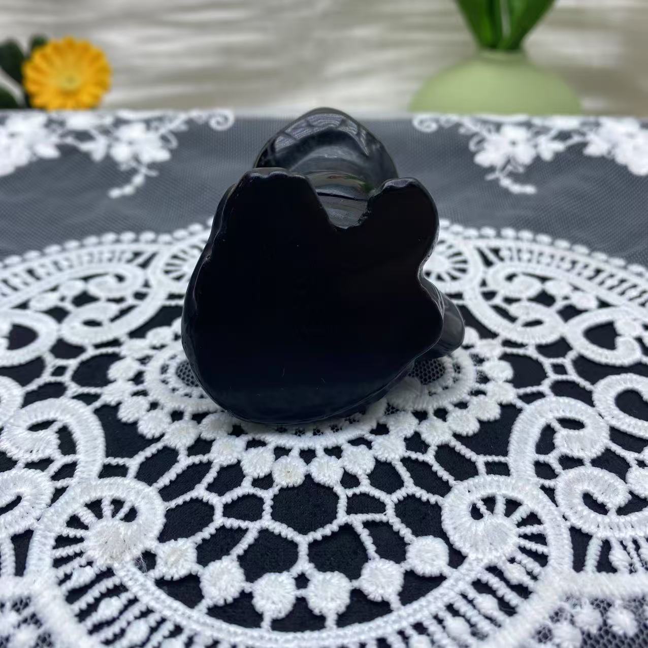 Obsidian Toothless Carving