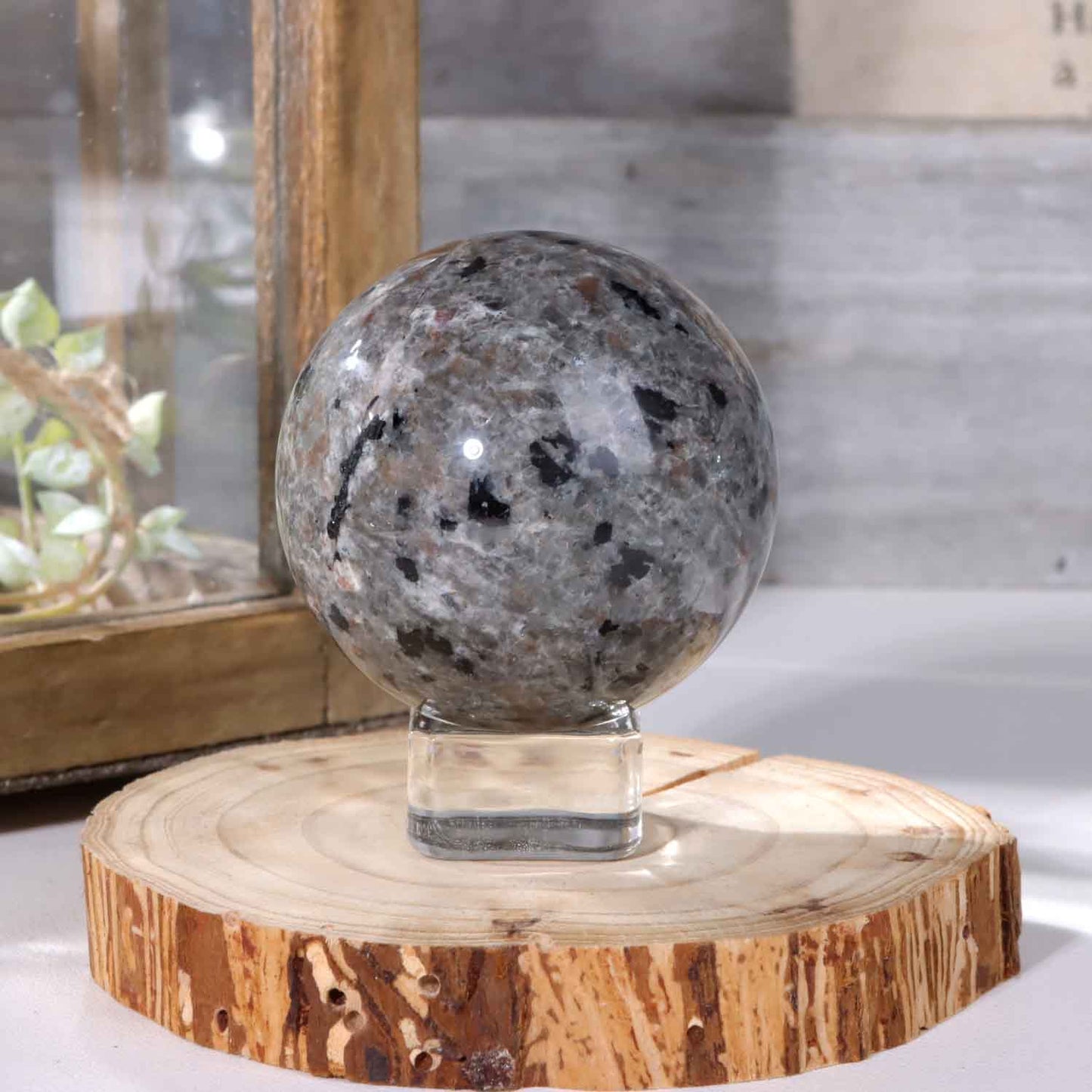 Yooperlite Sphere