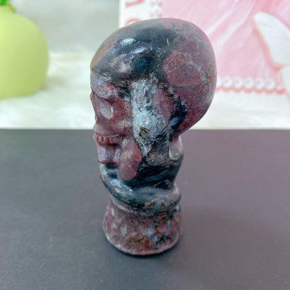 Garnet Skull Snake Hand Carving