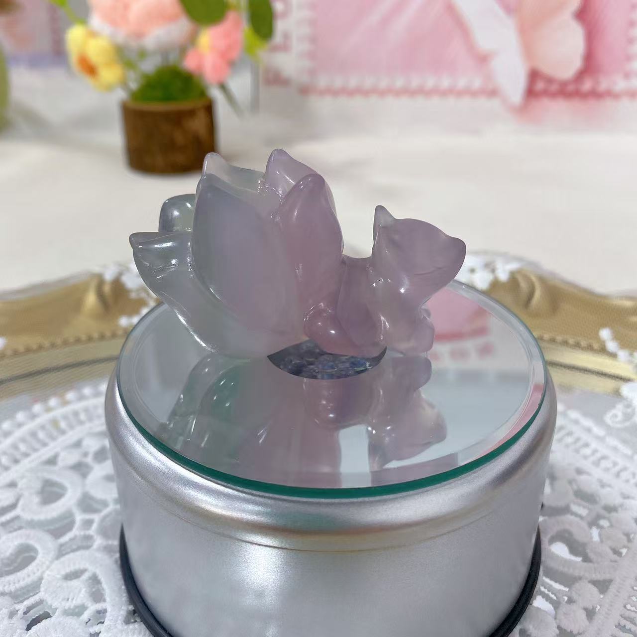 Lavender Fluorite Nine-Tailed Fox Carving