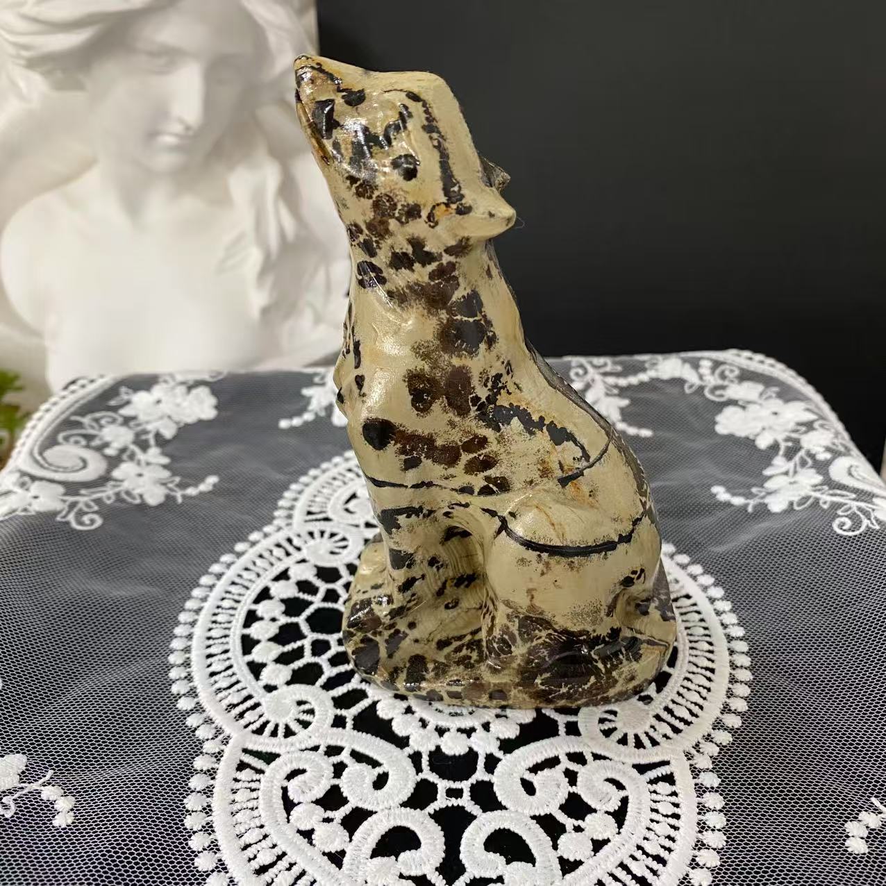 Picture Jasper Wolf Carving