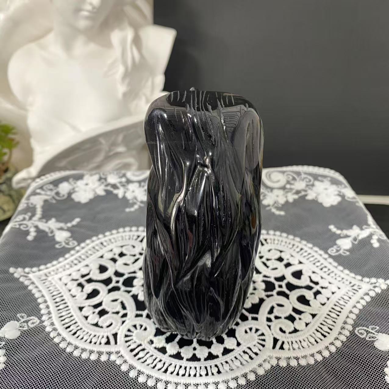 Ice Obsidian Eagle Head Carving