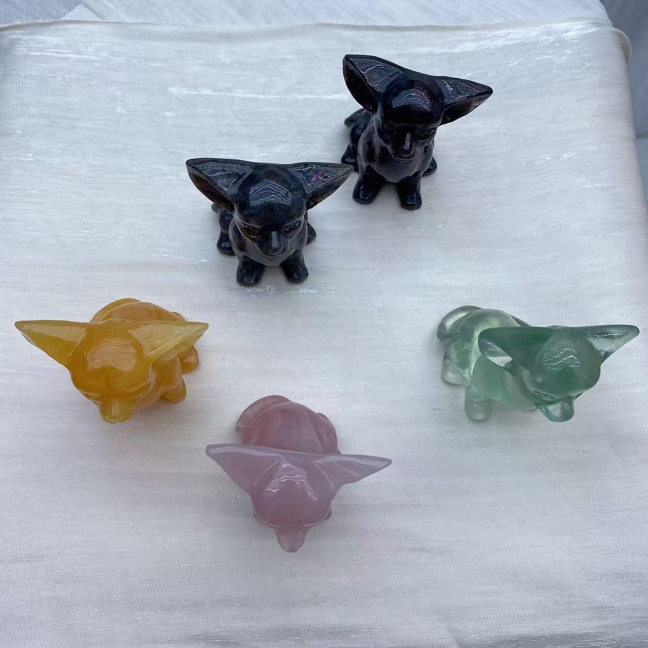 Chihuahua Carving