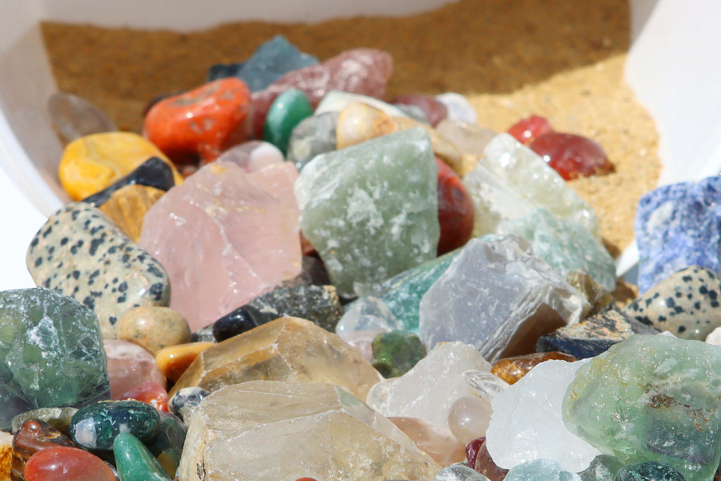 Sand & Rock Exploration Bucket [Mini]