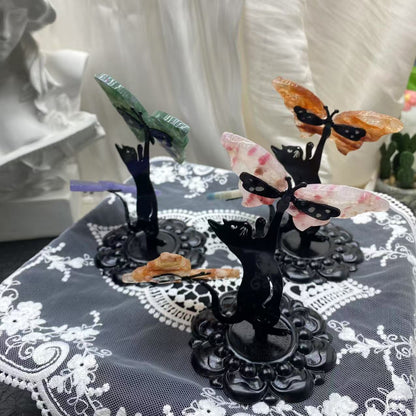 Crystal Cat Catching Butterfly Carving