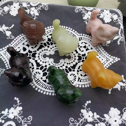 Crystal Curled Tail Cat Carving