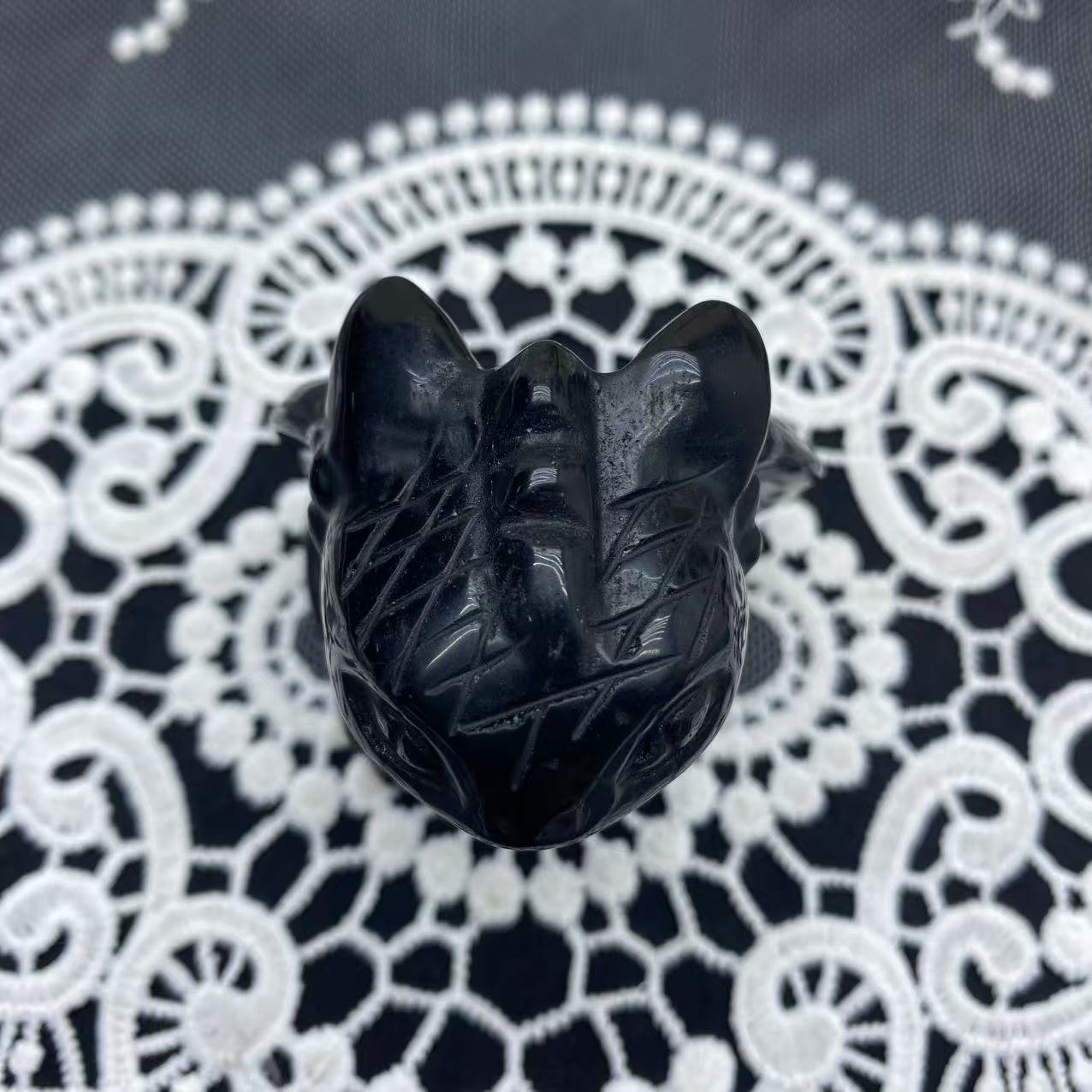 Obsidian Toothless Carving